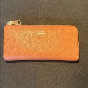 COACH Long Zip Around Papaya Orange Leather Wallet Clutch Gold Tone Hardware EUC